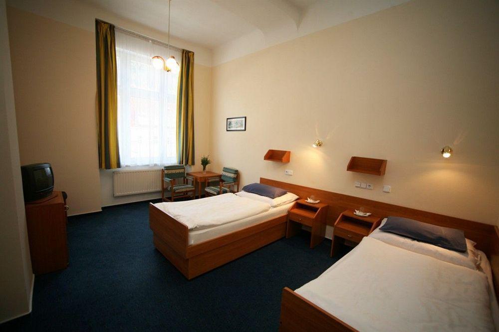 Hotel Astoria Jachymov Exterior photo