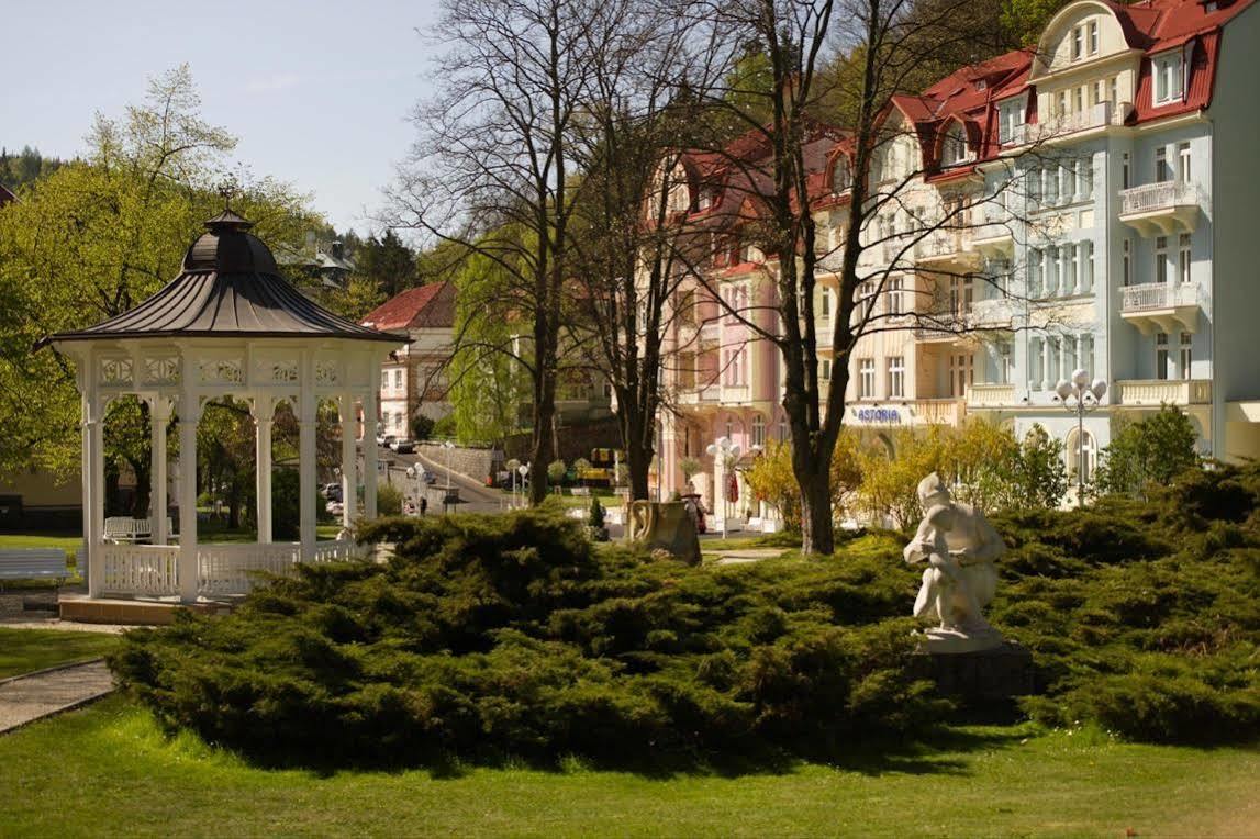 Hotel Astoria Jachymov Exterior photo